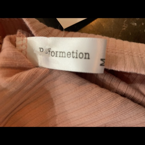 NWT- Pink Ribbed V Neck Crop Top - Picture 5 of 5